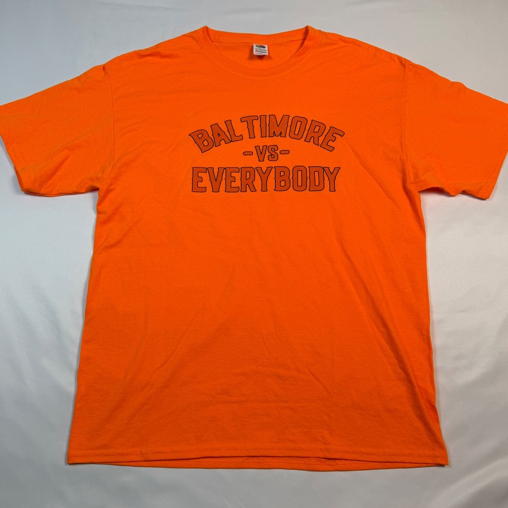 Fruit of the Loom Baltimore Vs Everybody Orange Graphic T-Shirt Mens Large